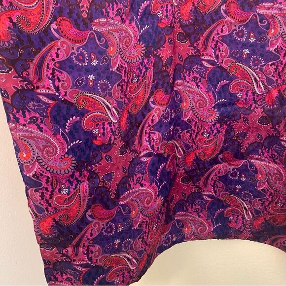 Wyoming Traders Paisley Pomegranate Royal Red Wild Rag Silk Scarf 34x35 - Picture 2 of 8